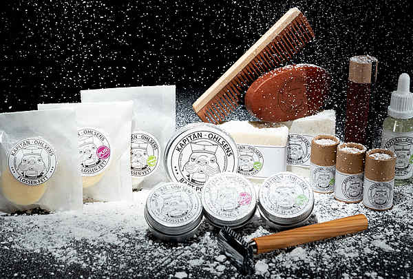 Bartpflege Produkte von Kapitän Ohslen mit Schnee